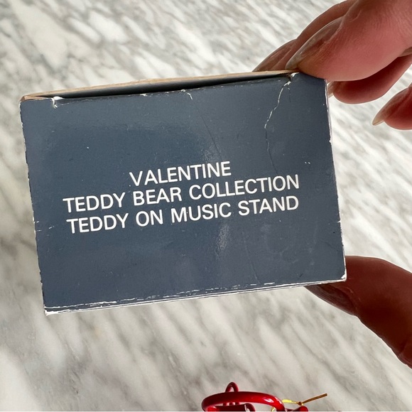 Avon Red Valentine Bear Ornament 3.5” - Picture 3 of 5
